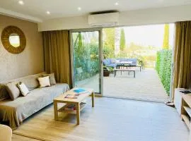 La Siesta 6 Personnes Bord de Plage et Piscine, terrasse de 30m2