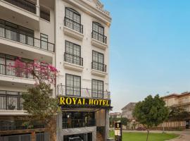 Royal Hotel Vinh Yen, hotel v destinaci Nhân Mỹ