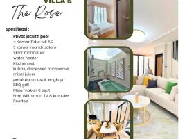 Villa Kota Batu 3 Kamar Privatpool, hotel in Tlekung