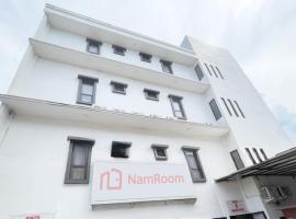 NamRoom at Kalimalang, hotel perto de Aeroporto de Halim Perdanakusuma - HLP, Cibening
