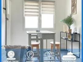 Les chats pitres Maison au calme rénovée avec jardin, abri à vélo, parking gratuit, 5 mn à pied du centre Bayeux proche des plages du débarquement