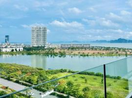 Homestay Greenbay Premium, rezort v destinaci Ha Long