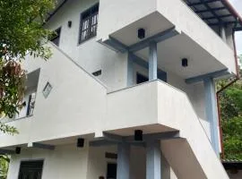 Penthouse Galle
