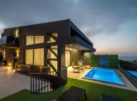Villa Lia ,4 bedroom with Private Pool & Sea View