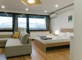 NEUES Apartment in Top Lage, free Parking max 1,65m Höhe und 1,8m Breite