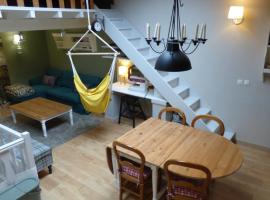 Le Cocon des Trois Marmottes โรงแรมในSaillans