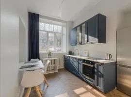Brand New Luxury Apartment, Parking, Center