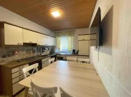 SAD241 Große Monteurwohnung Übergangswohnung