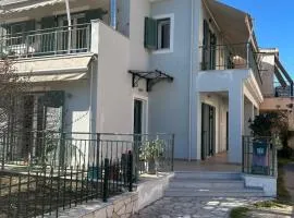Thermos House Nydri
