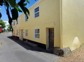 45 Georges Square