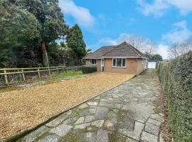 The Lockett Wonderful Large Bungalow Plympton, Plymouth Free Parking By STAE-Homes, hotel poblíž Letiště Plymouth City - PLH, 