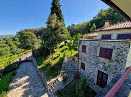 Casa do Cedro, Hotel in Paredes de Coura