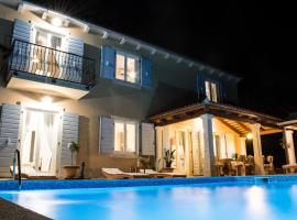 Villa Histria Relax for 8 people in Central Istria with sea view and children playground, hotel in Smoljanci