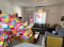 Grand Duke Crown Collection, hotel que accepta animals a Neve Zohar