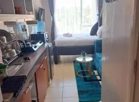 Modern & Cozy Studio with SWIMMING POOL