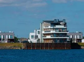 Admiralsblick- 2 OG, Sauna, grosse Dusche, Balkon, Blick auf das Hafenbecken
