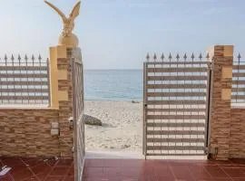 Casa Vacanza - Apri il Cancello e Sei in Acqua