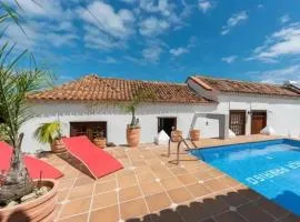 Charming house with shared pool in San Cristóbal de La Laguna