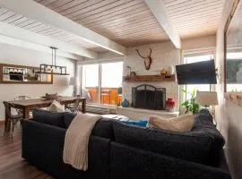 WALK to Town, Hikes, & Ski Lift! Pool & Hot Tubs!