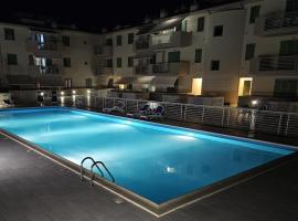 Via Bachelet 8 Luxury House, ξενοδοχείο σε Civitanova Marche
