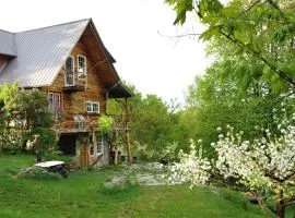 Breathtaking Year-Round Views from Luxury Cabin on New York-Vermont Border