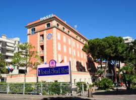 Hotel Sud Est by Fam Rossetti, hotell i Lavagna