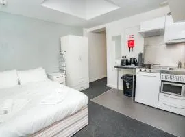 Compact & Cosy Central Coventry Budget Studio