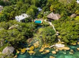 Azulea Bacalar Hotel & Spa - Lagoon Front