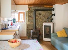 The house in Verzimo، فندق في فارالو