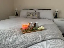 2 Hicks Lane, Apartment 1