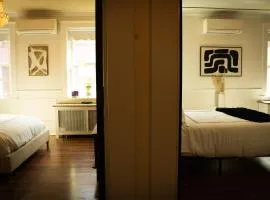 Chateau Connellsville MCM Minimalist Suite