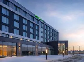 Holiday Inn Express Montreal Airport - St-Laurent by IHG