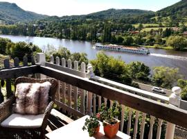 Mountains Galerie Apartment Hana, hotel v destinaci Chvalov