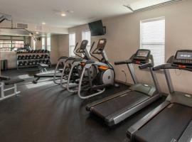 Sleepover 1BD 1BA North Little Rock Apartments, ξενοδοχείο σε North Little Rock