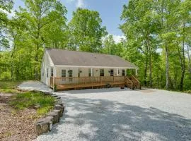 Screened Porch Forested Tamassee Escape!