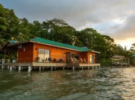 Amazing Overwater Villa in Bastimentos