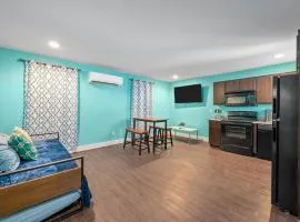 Chic Comfort Near Houston Hotspots