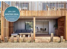 Onetangi Beach Stays Studio 1 - Coast & Country