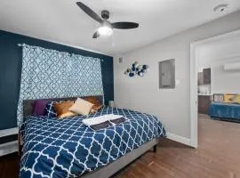 Cozy Sanctuary Near MedCenter, UH and NRG
