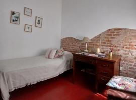 Habitación privada zona Centro, Tribunales y Patio Olmos, ubytování v soukromí v destinaci Cordoba