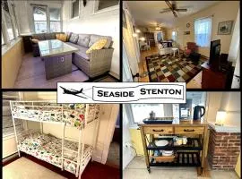 Cottage near beach and boards!