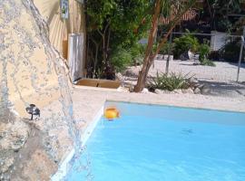 AVE FENIX Apartments, nh&agrave; nghỉ dưỡng gần biển ở Punta Cana