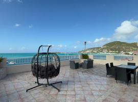 Panoramic Ocean View Flat-St Maarten, allotjament amb cuina a Philipsburg
