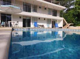 poblado canela, hotel v destinaci Melgar
