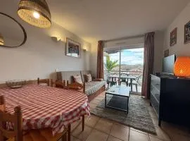 Charmant appartement avec terrasse dans résidence avec piscine à Ciboure - FR-1-239-1107