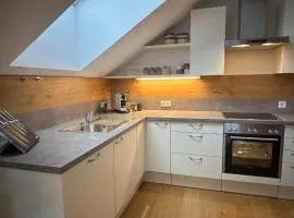 "EIGHT" Premium Apartments Seekirchen, charmante 3-Zi-Dachgeschoss-Wohnung mit Balkon
