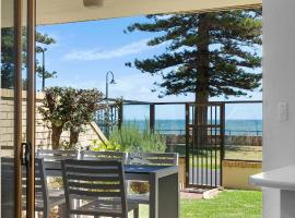 Esplanade Retreat on Melrose, hotel de playa en Glenelg