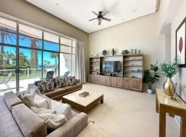 Splash into Style Ground Floor Poolside Condo #103