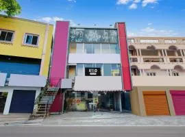 Super Hotel O Neredmet Road