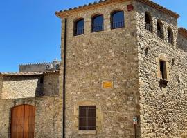 Can Narcís Encanto en Empordà cerca de Costa Brava, hotel in Casavells